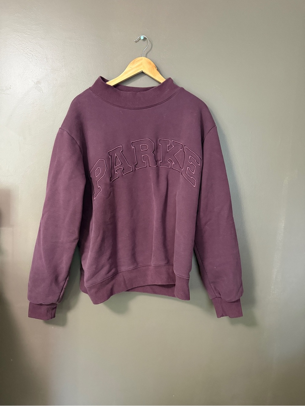 PARKE Women's Crewneck Sweatshirt in Plum